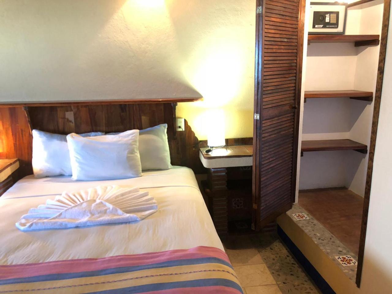 Hotel Arcoiris Пуэрто-Эскондидо Экстерьер фото